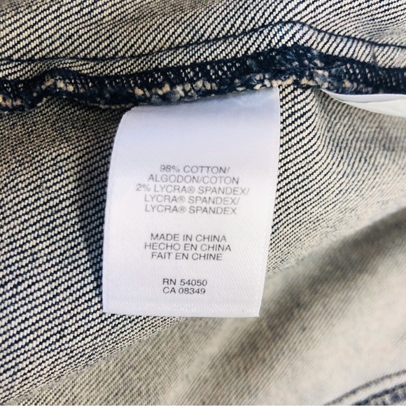 HP! Jones New York Denim Trucker Jacket - Picture 13 of 16